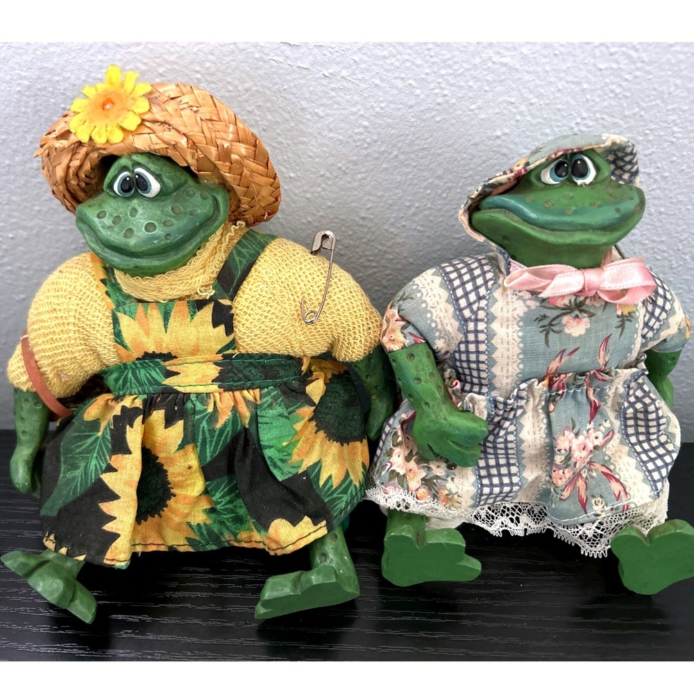 Russ Berrie Kathleen Kelly Critter Factory Frog Country Shelf Sitters Set of 2
